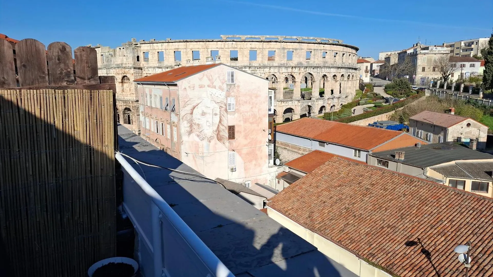 Terrace Dream View Over Amphitheatre Pola