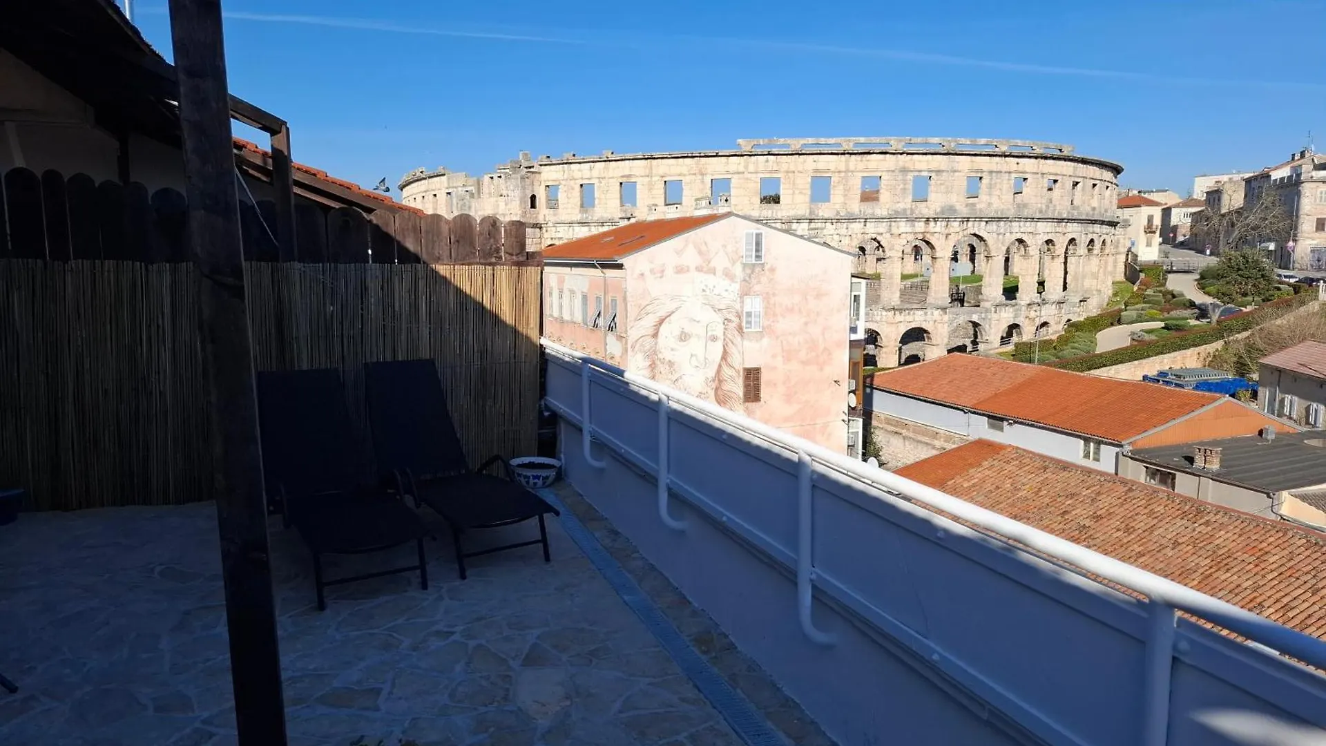 Terrace Dream View Over Amphitheatre Pola 0*,